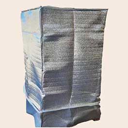 WTC Pallet Jacket
Es una manta térmica para pallet que protege a la mercadería interna de variaciones de temperatura.
